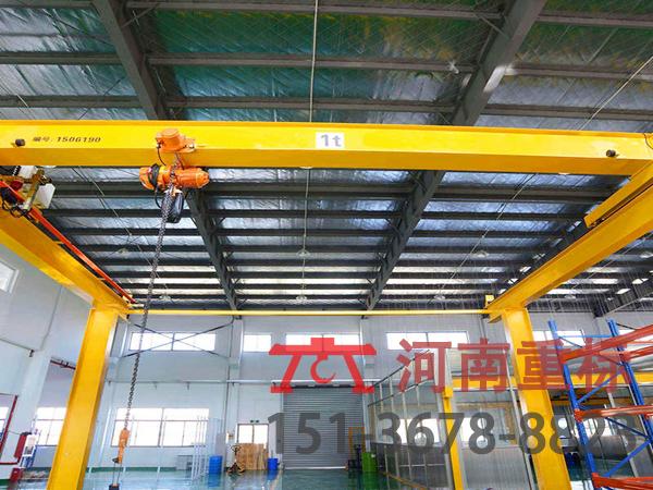 10噸懸掛式行車(chē)如何實(shí)現(xiàn)多工位物料轉(zhuǎn)運(yùn)